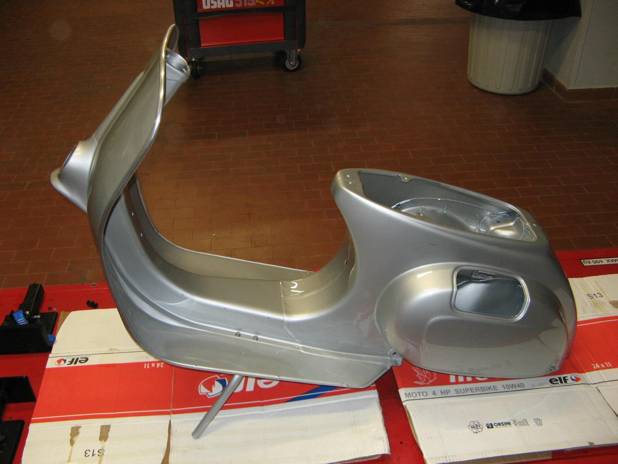 Vespa ET3 125 Primavera targa oro Passionemoto